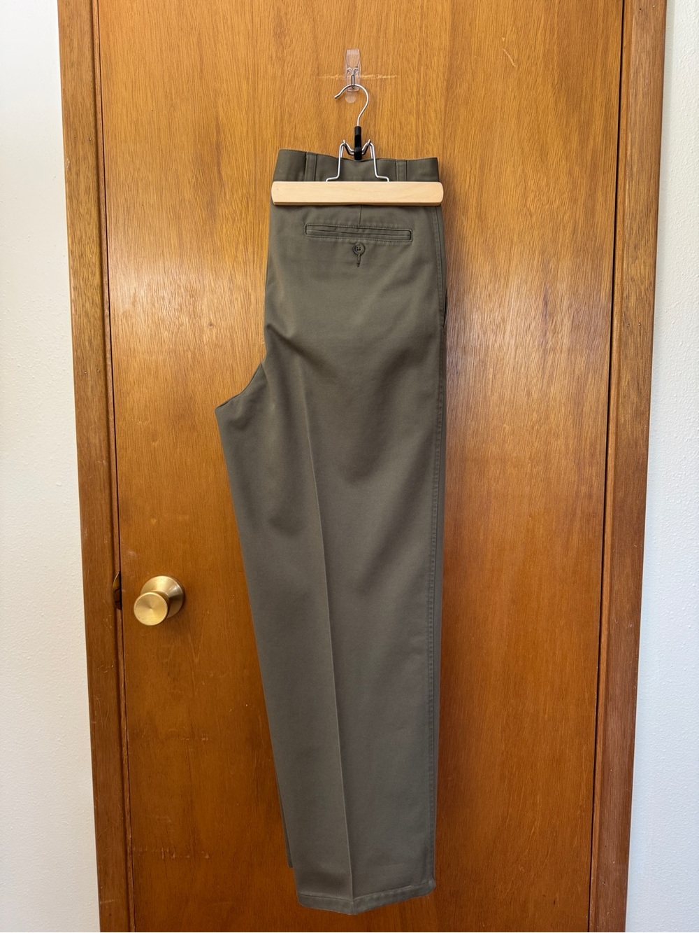 Norsport Men's Olive Khakis